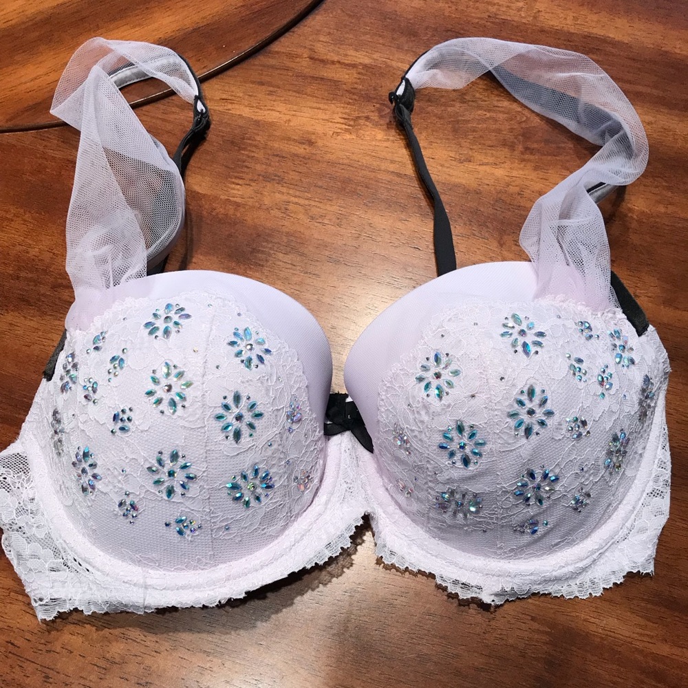Victoria Secret Bling Bra Never Worn Size 36D